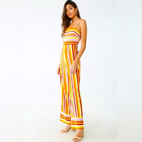 Forever 21 striped jumpsuit Size Small NWT - Picture 1 of 10